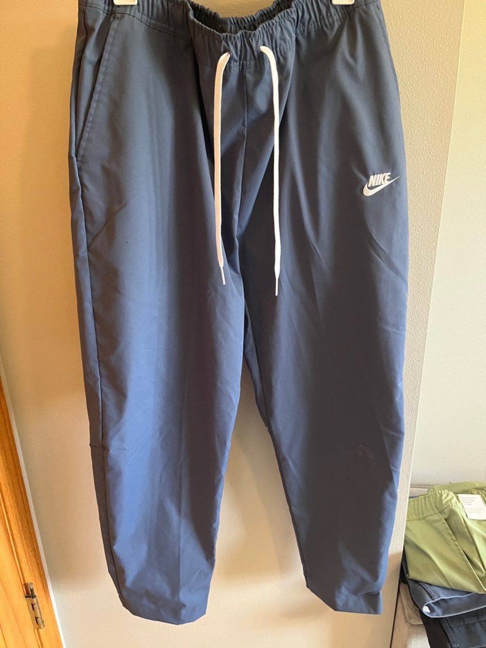 Nike Men's slate blue Athletic Sweatpants with White Drawstring